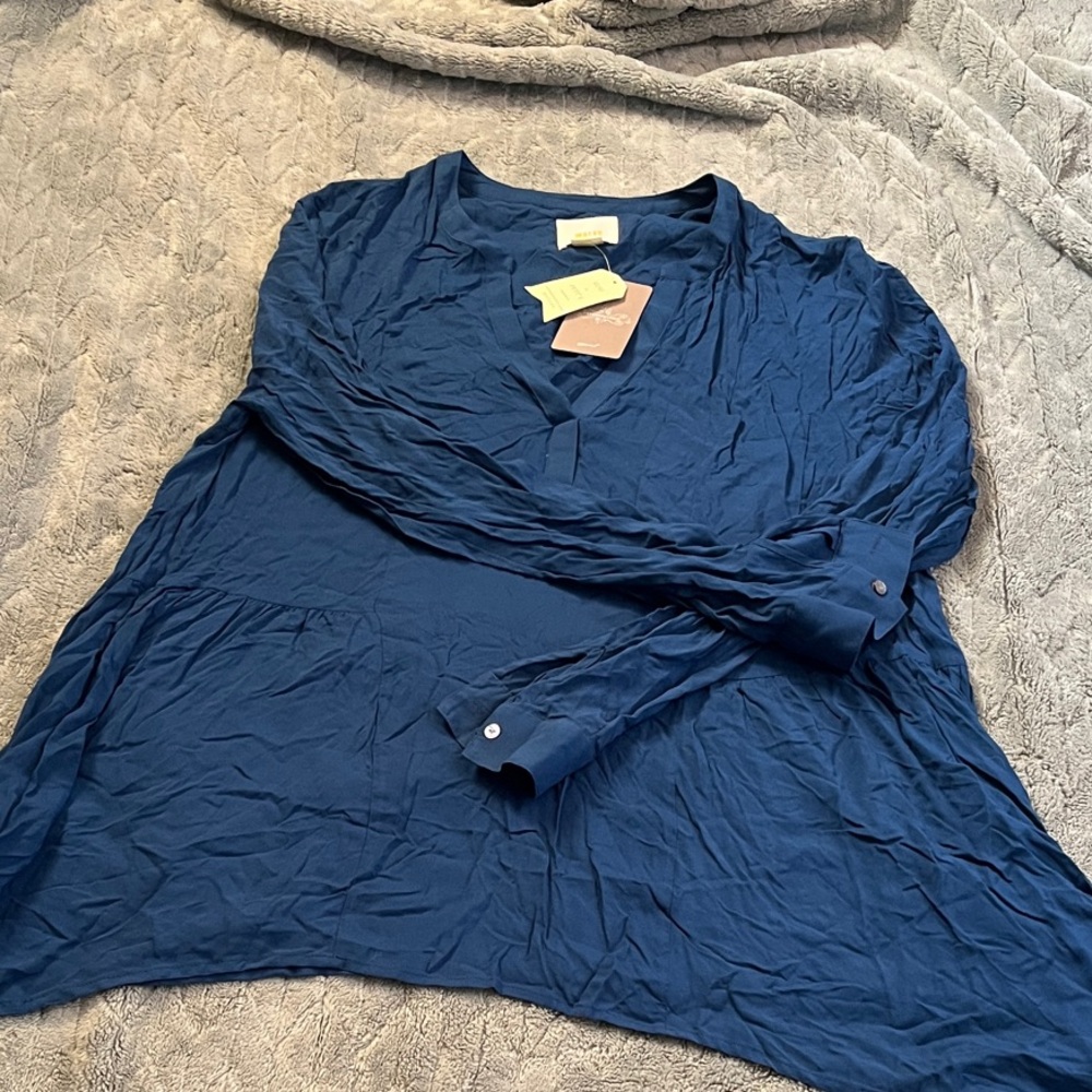 Maeve Navy Blue Long-Sleeve V-Neck Blouse